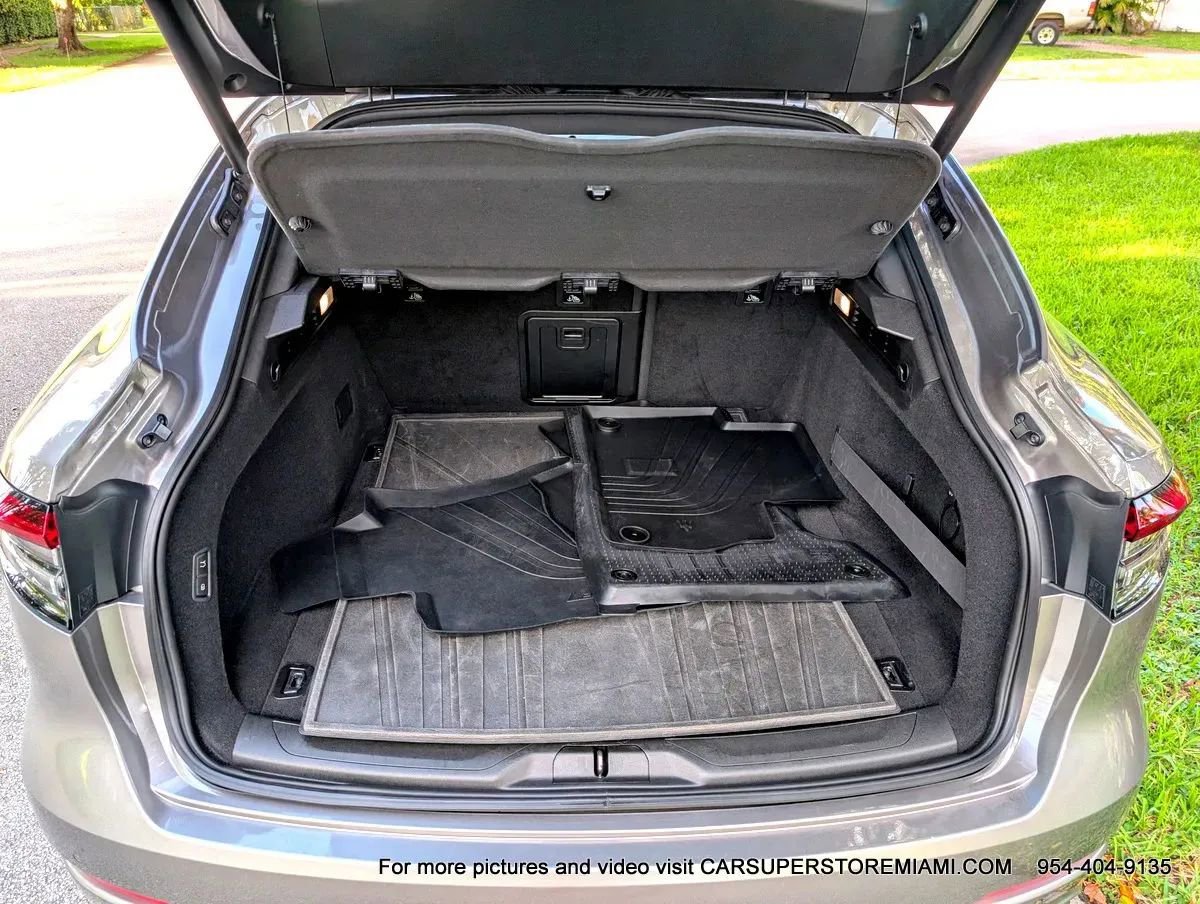 Used 2021 Maserati Levante image 87