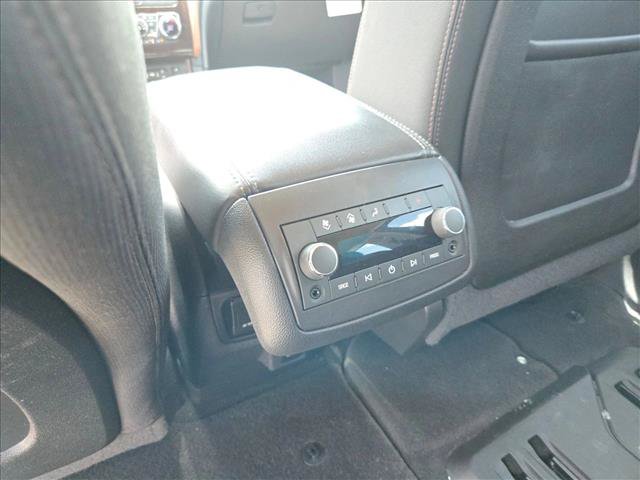 Used 2016 Chevrolet Traverse LT FWD image 16