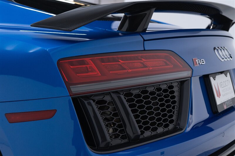Used 2017 Audi R8 V10 plus AWD/4WD image 33