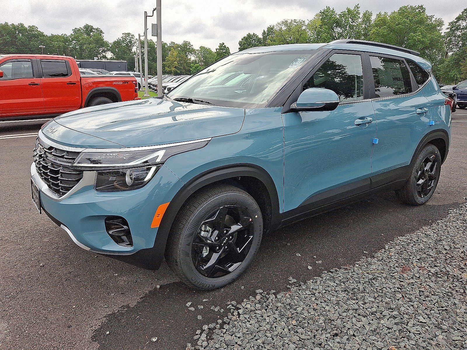 New 2026 Kia Seltos EX image 3