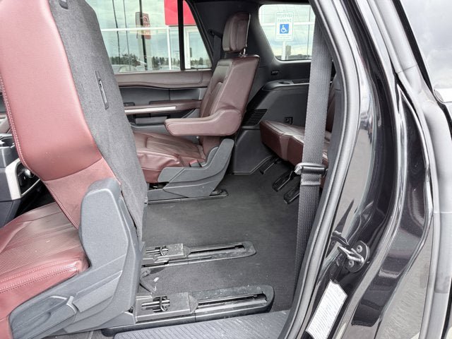 Used 2024 Ford Expedition Max Limited AWD/4WD image 27