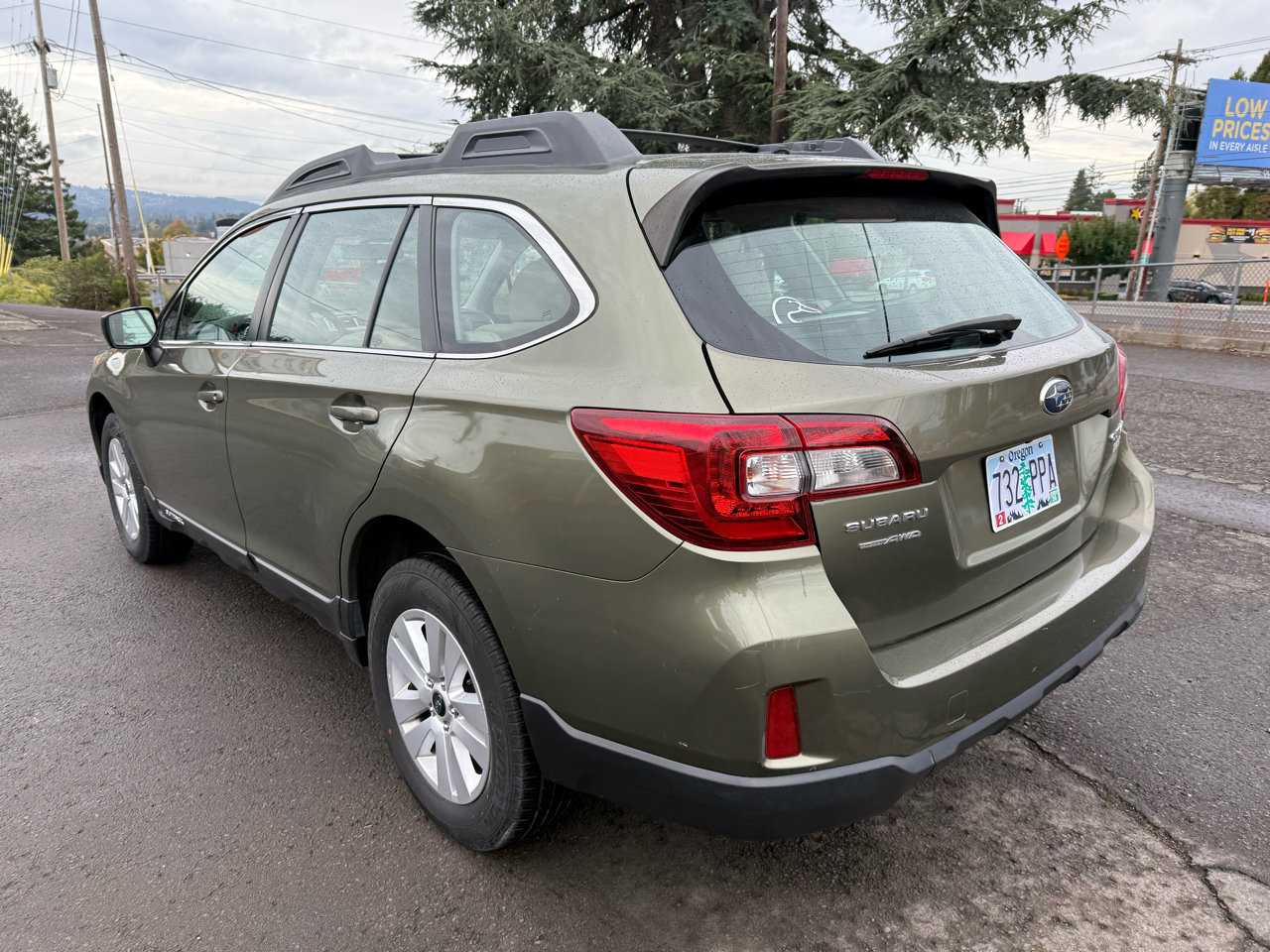 Used 2017 Subaru Outback 2.5i image 7