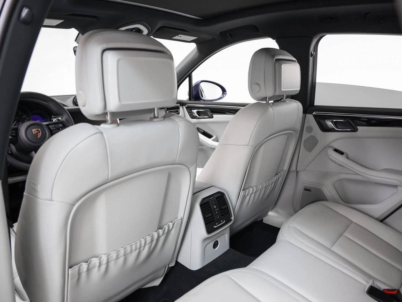 New 2025 Porsche Macan image 80