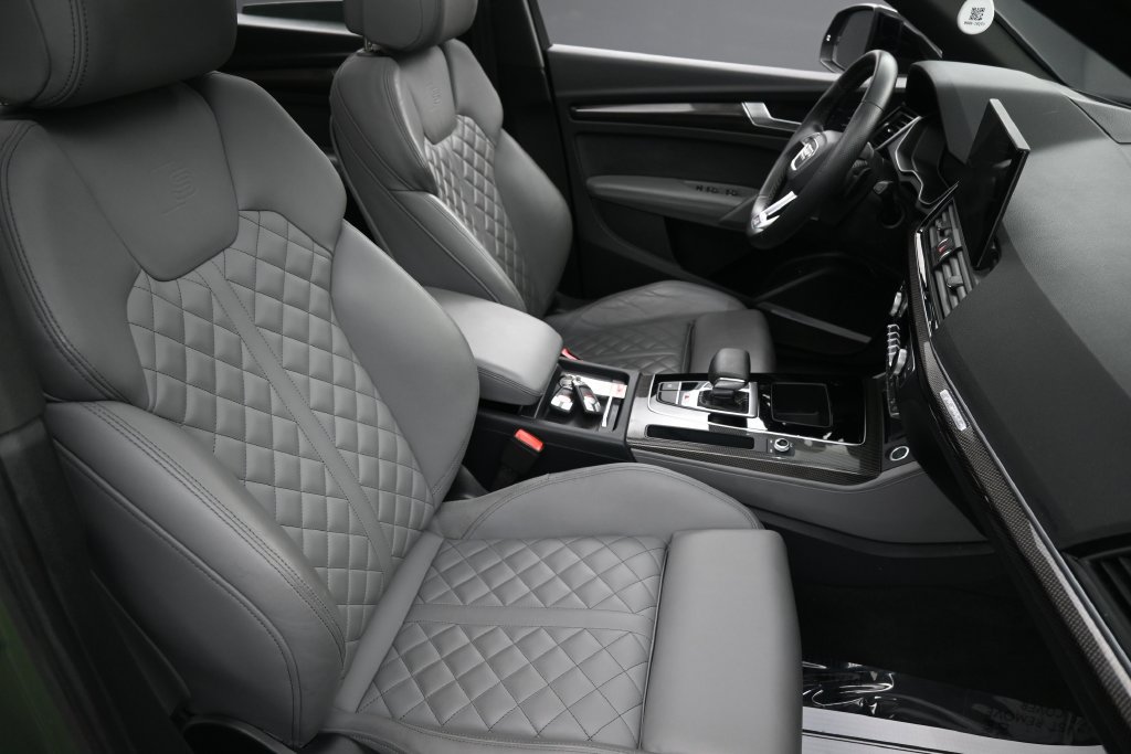 Used 2024 Audi SQ5 Prestige AWD/4WD image 30