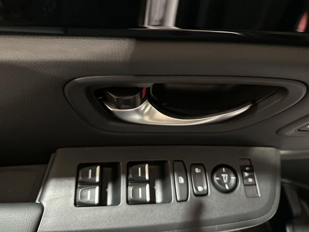 New 2025 Honda Pilot EX-L image 14