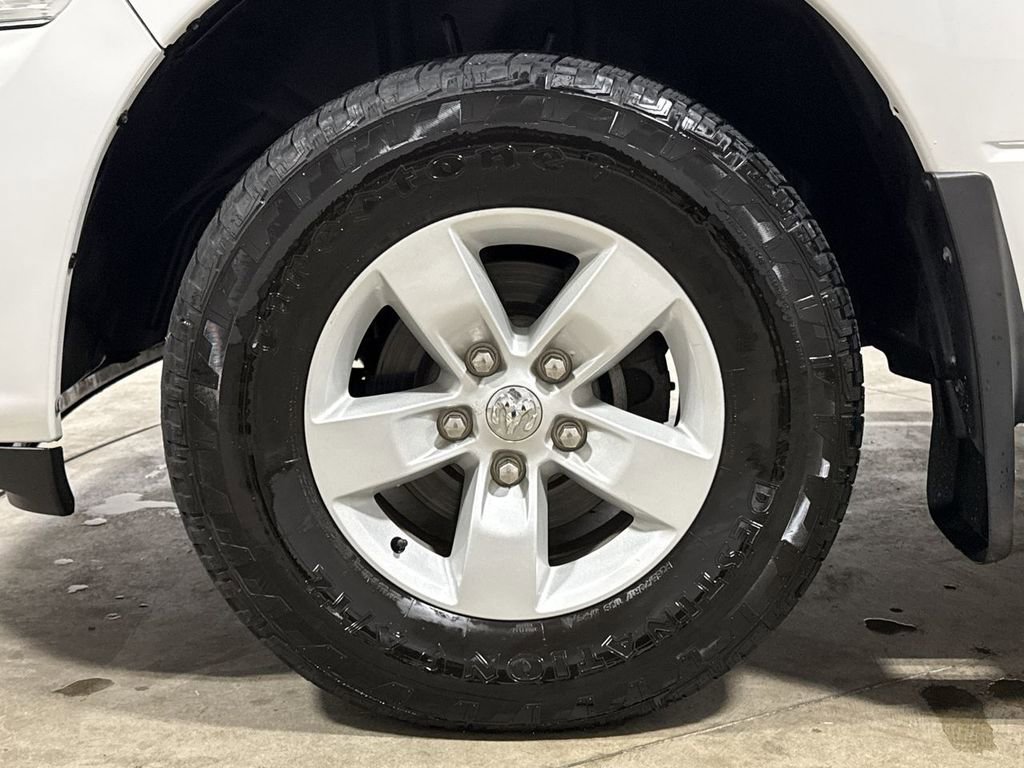 Used 2016 RAM 1500 Express AWD/4WD image 26