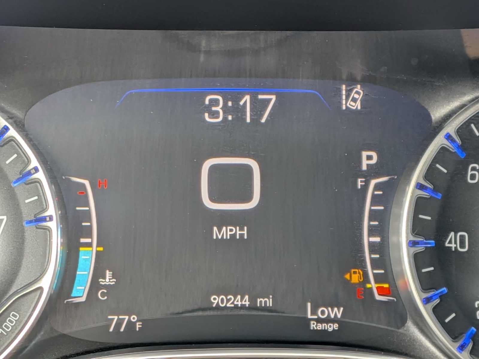 Certified 2018 Chrysler Pacifica Touring-L FWD image 32