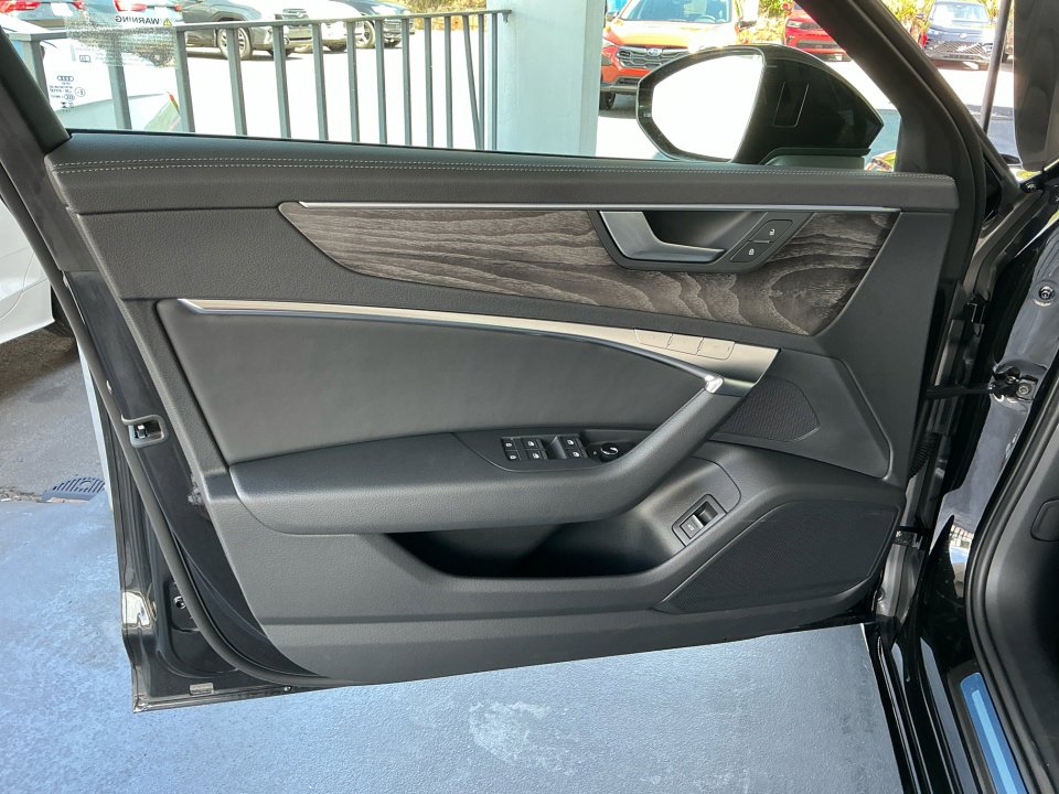Certified 2025 Audi A6 2.0T Premium image 35