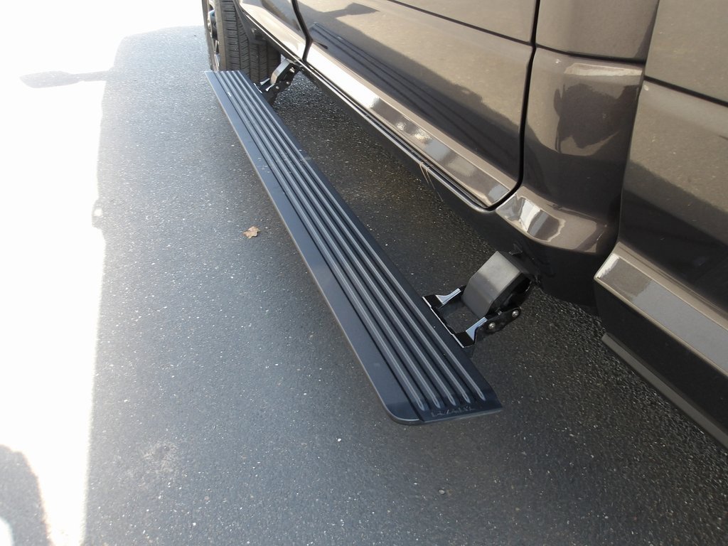 Used 2025 RAM 2500 Laramie image 14