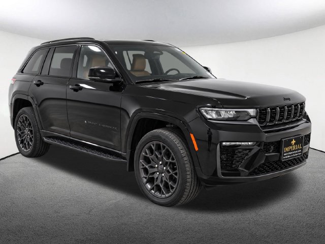 Used 2026 Jeep Grand Cherokee Summit w/ Obsidian Package AWD/4WD image 2