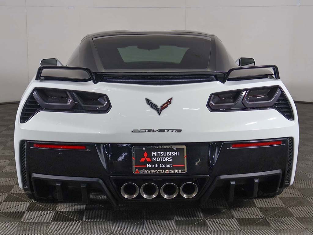 Used 2019 Chevrolet Corvette Stingray Coupe w/ 1LT image 9