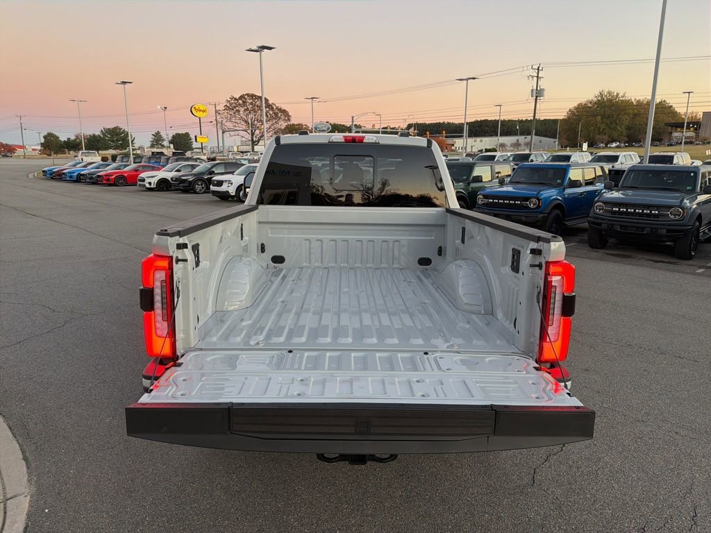 New 2026 Ford F250 Platinum w/ FX4 Off-Road Package image 5