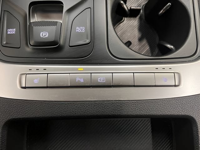 Used 2026 Kia Carnival FWD image 29