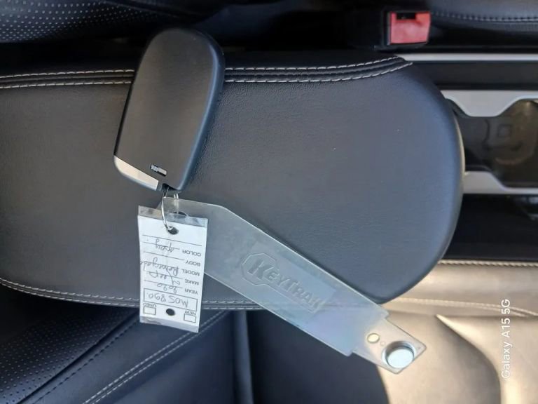 Used 2020 Jeep Renegade Limited w/ LED Lighting Group image 29