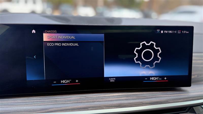 Used 2023 BMW X7 xDrive40i w/ Premium Package AWD/4WD image 66