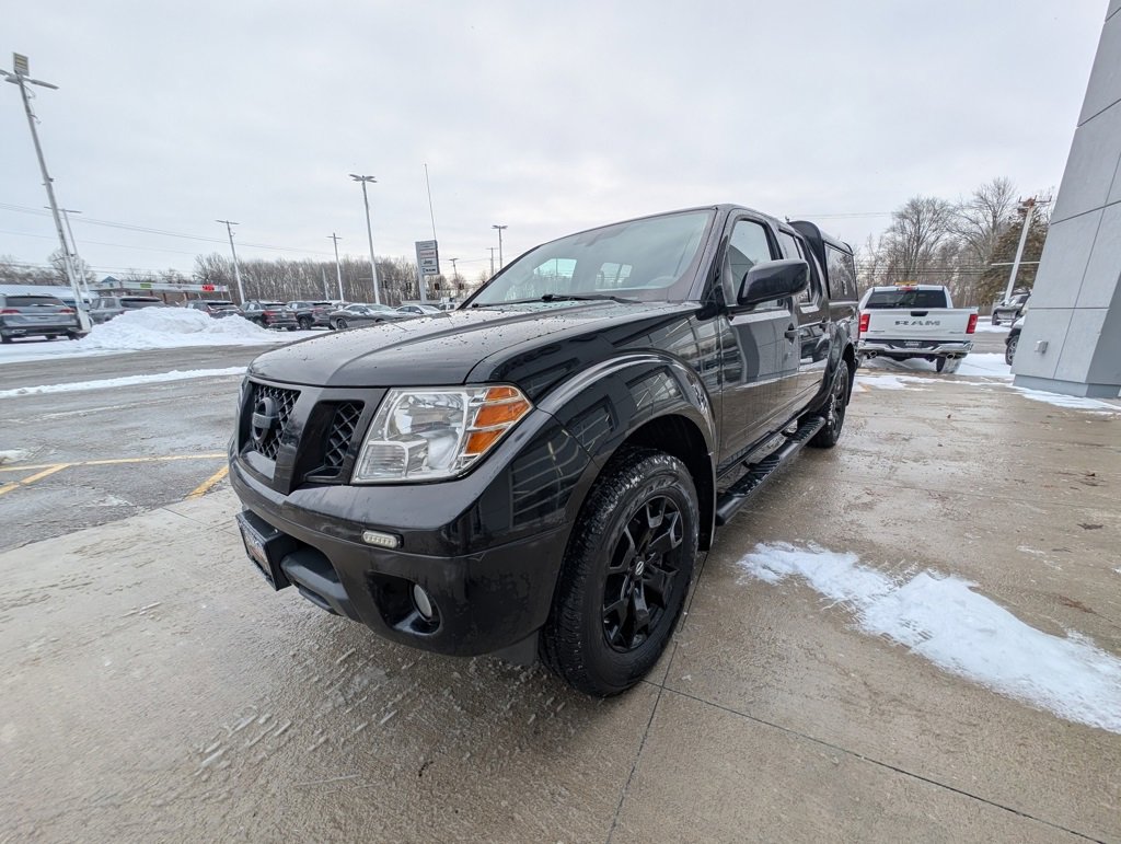 Used 2021 Nissan Frontier SV w/ Midnight Edition Floor Mats image 8
