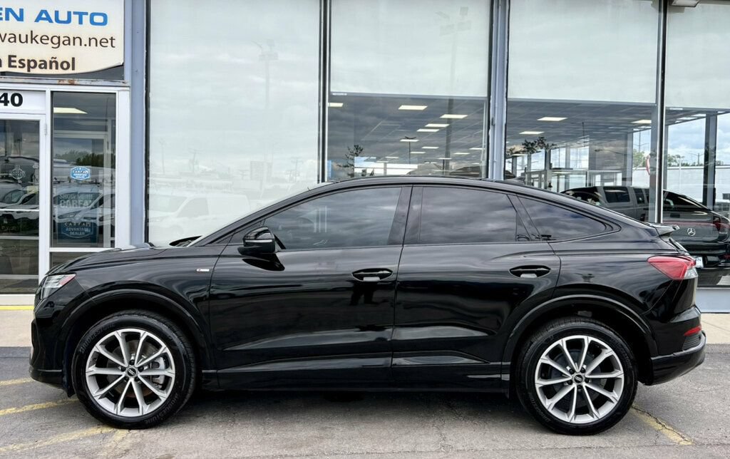 Used 2022 Audi Q4 e-tron Prestige w/ S Line Plus Package AWD/4WD image 2