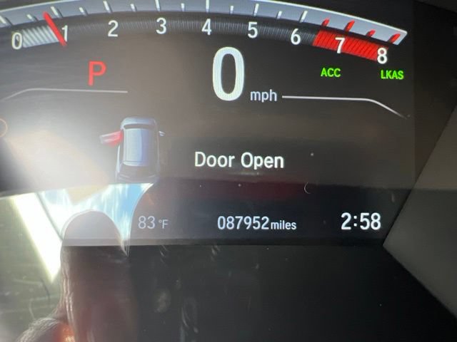 Used 2017 Honda CR-V Touring image 12