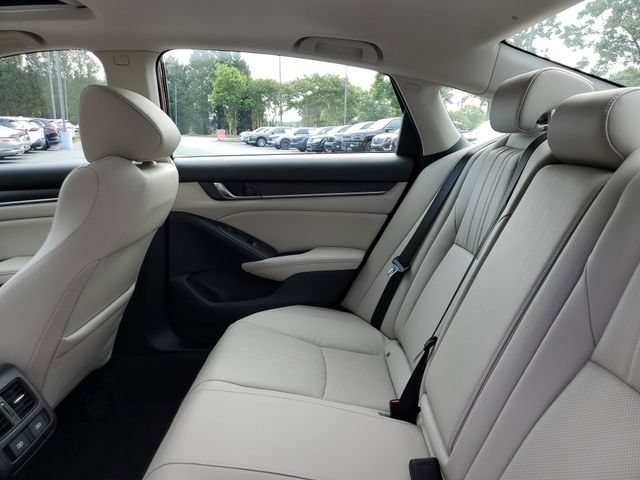 Used 2021 Honda Accord Touring image 10