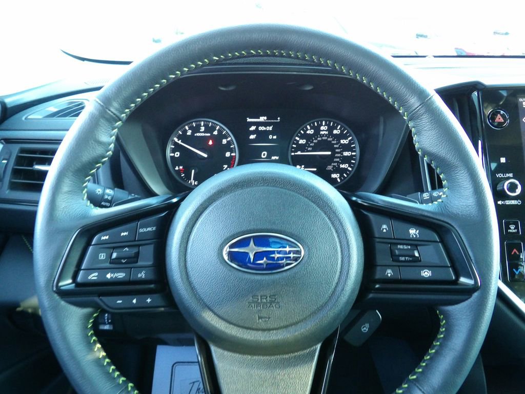 Used 2025 Subaru Ascent Onyx Edition w/ Onyx Package image 17