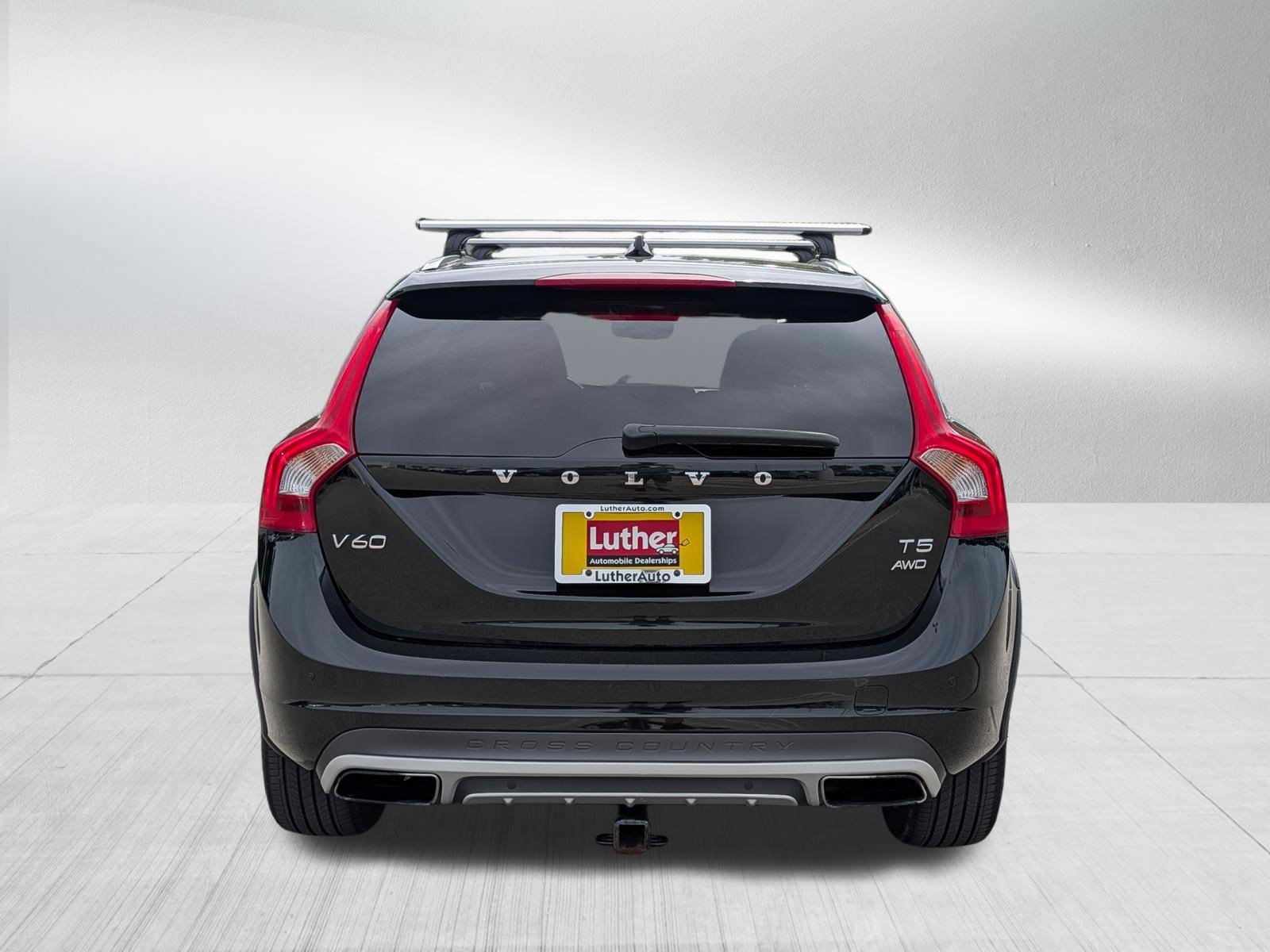 Used 2016 Volvo V60 T5 Cross Country AWD/4WD image 6