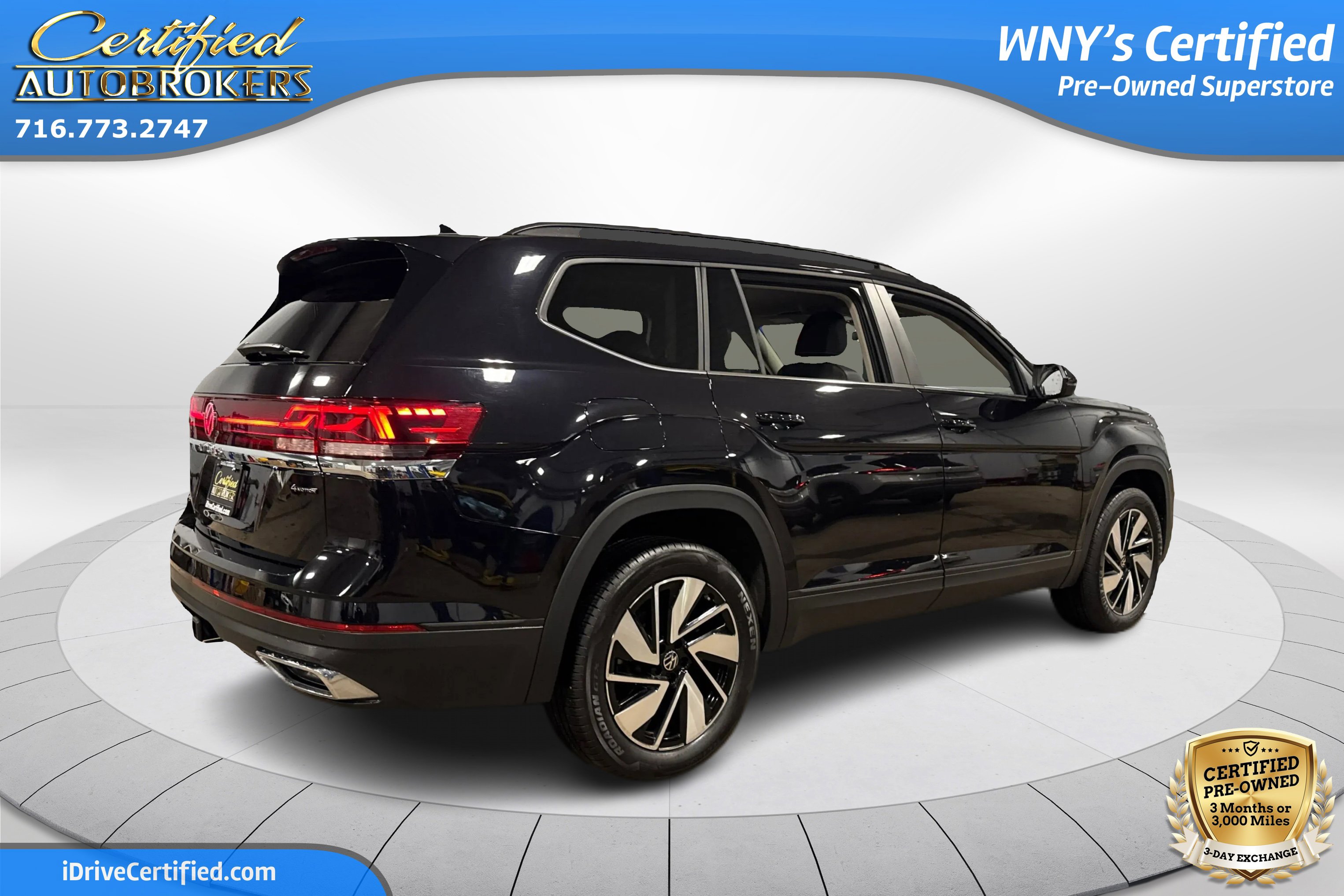 Used 2025 Volkswagen Atlas SE image 7