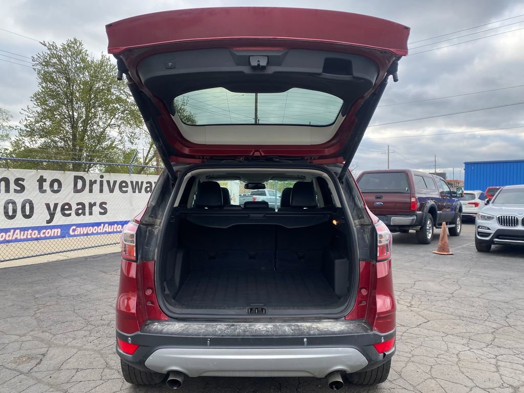 Used 2017 Ford Escape Titanium w/ Canadian Touring Package AWD/4WD image 4