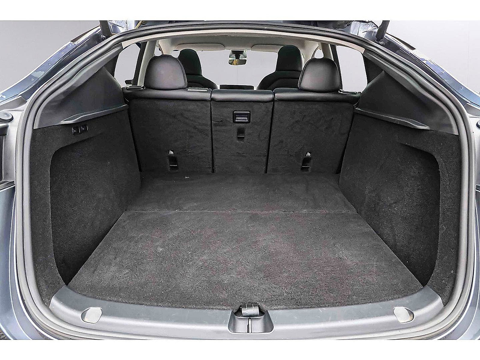 Used 2023 Tesla Model Y AWD image 22