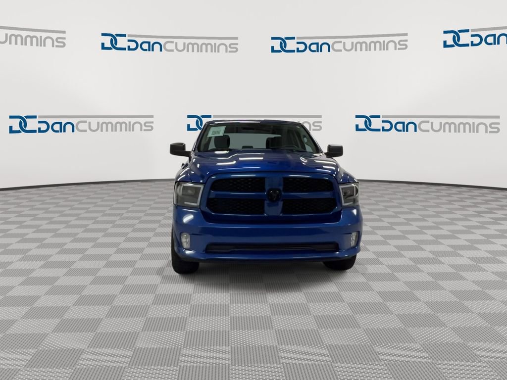 Used 2017 RAM 1500 Express w/ Express Value Package RWD image 3