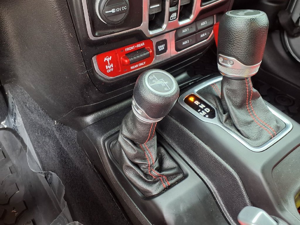 Used 2020 Jeep Wrangler Unlimited Rubicon AWD/4WD image 21
