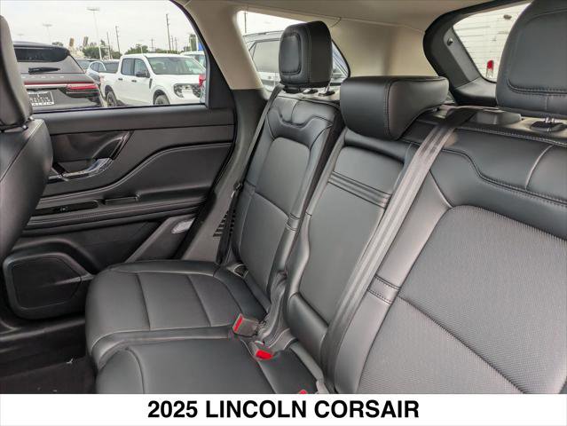 New 2025 Lincoln Corsair FWD w/ Equipment Group 101A image 12