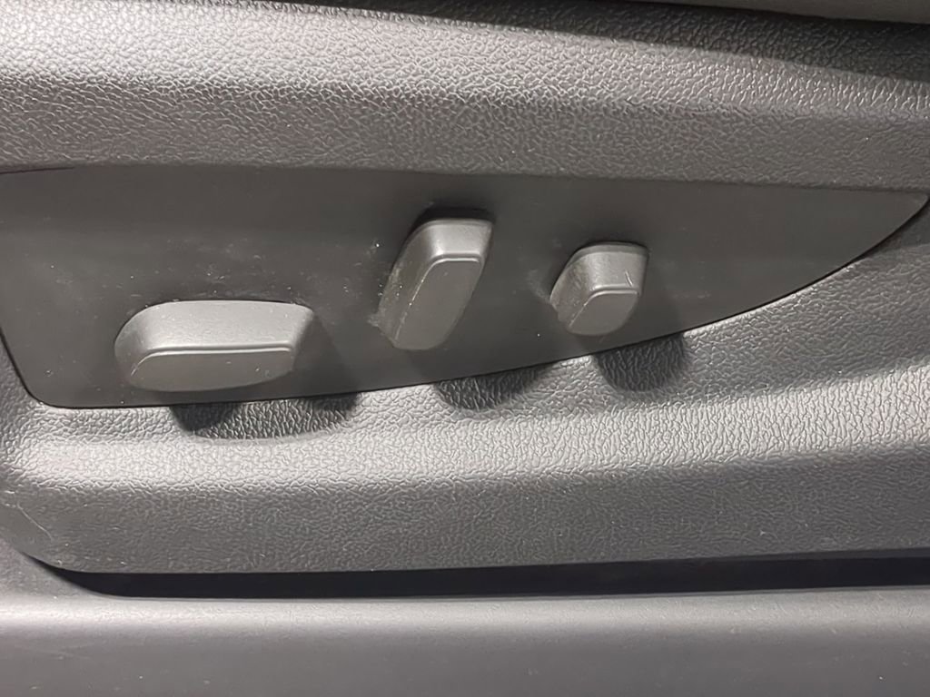 Used 2016 GMC Sierra 1500 SLT w/ SLT Premium Package image 21