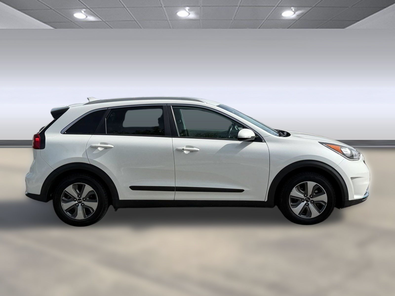 Used 2019 Kia Niro EX FWD image 8