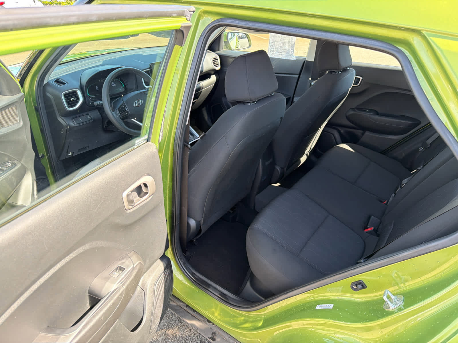 Used 2023 Hyundai Venue SE w/ Cargo Package image 9