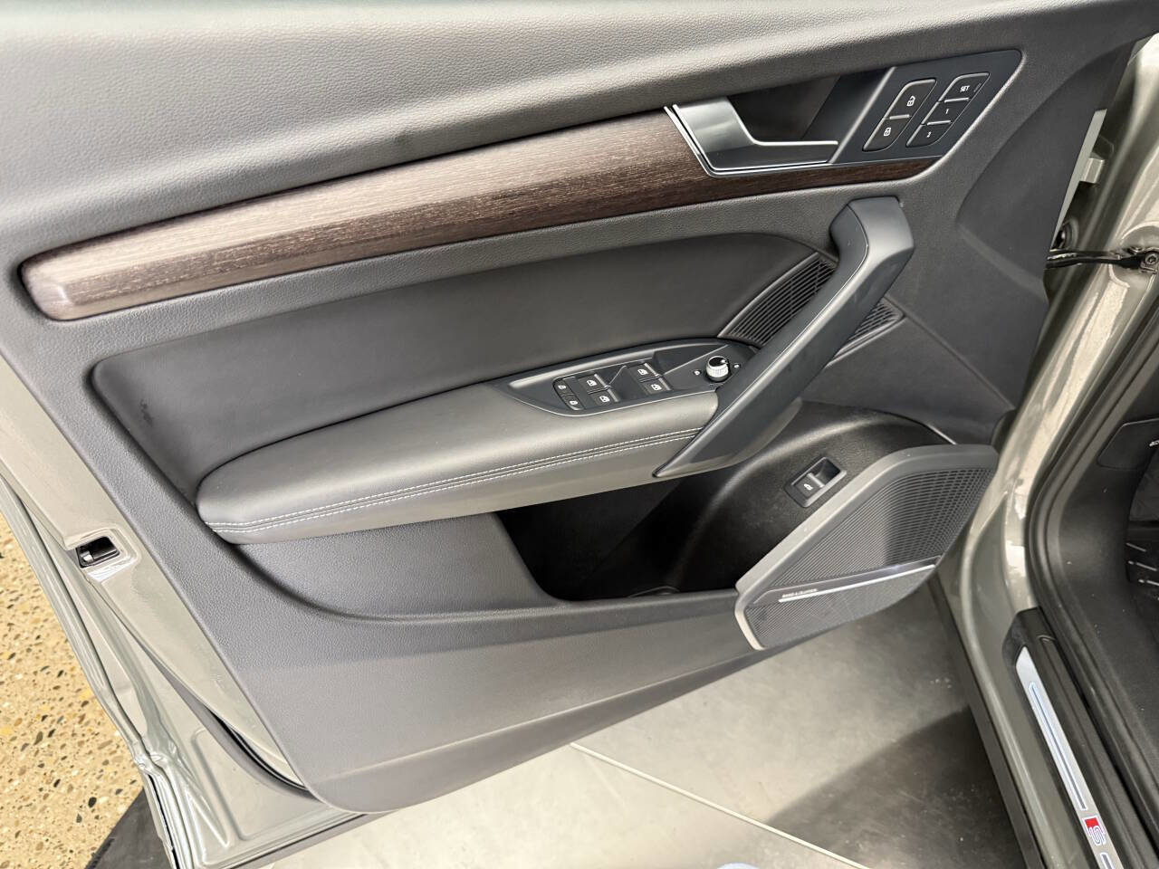 Used 2023 Audi Q5 2.0T Premium Plus w/ Premium Plus Package image 17