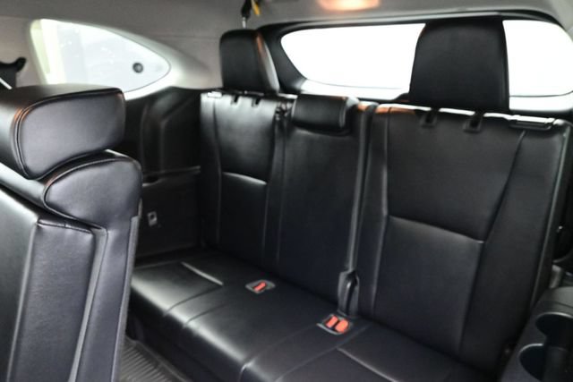 Used 2023 Toyota Highlander XLE AWD/4WD image 17