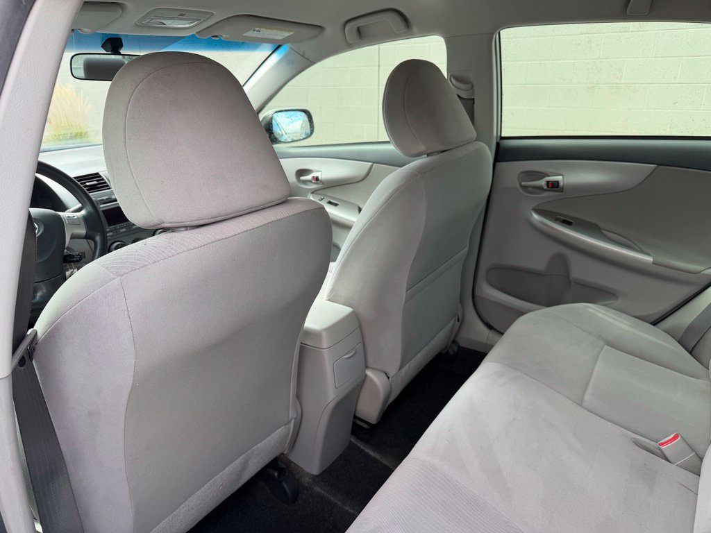 Used 2011 Toyota Corolla LE FWD image 19