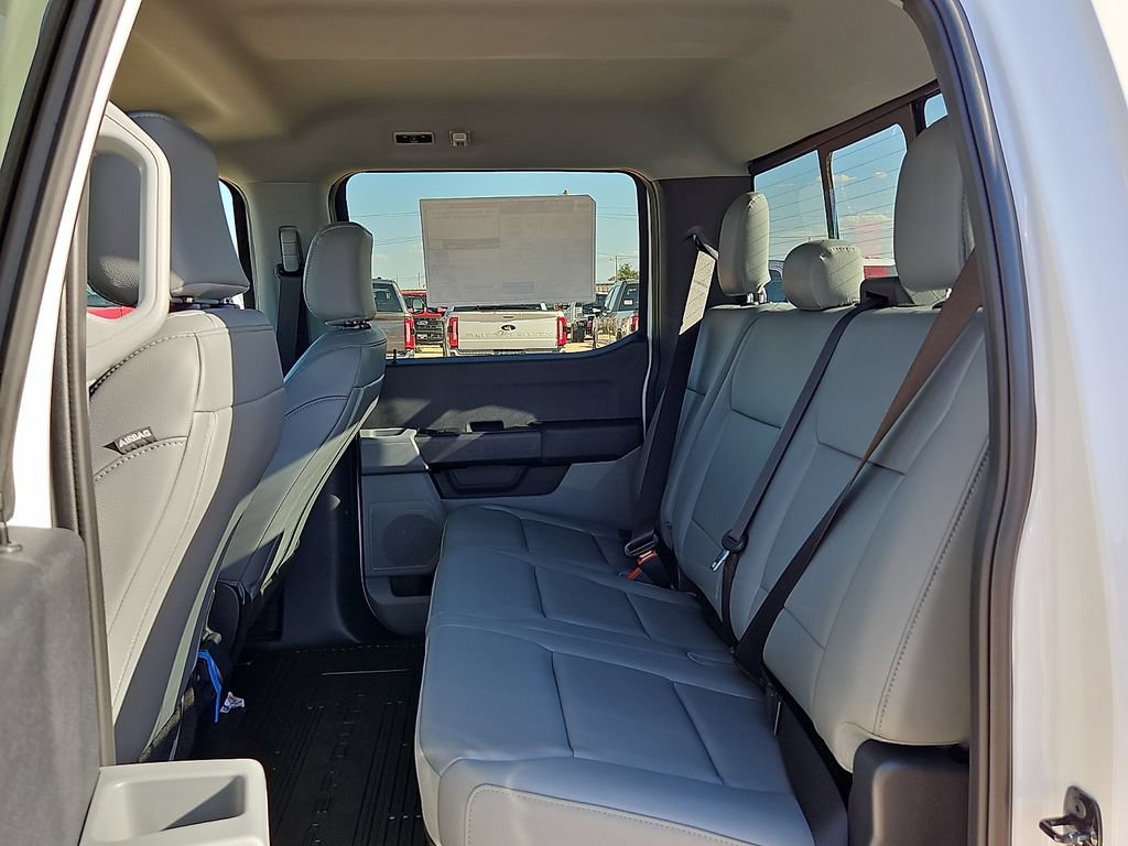 New 2026 Ford F350 XL w/ XL Chrome Package AWD/4WD image 16