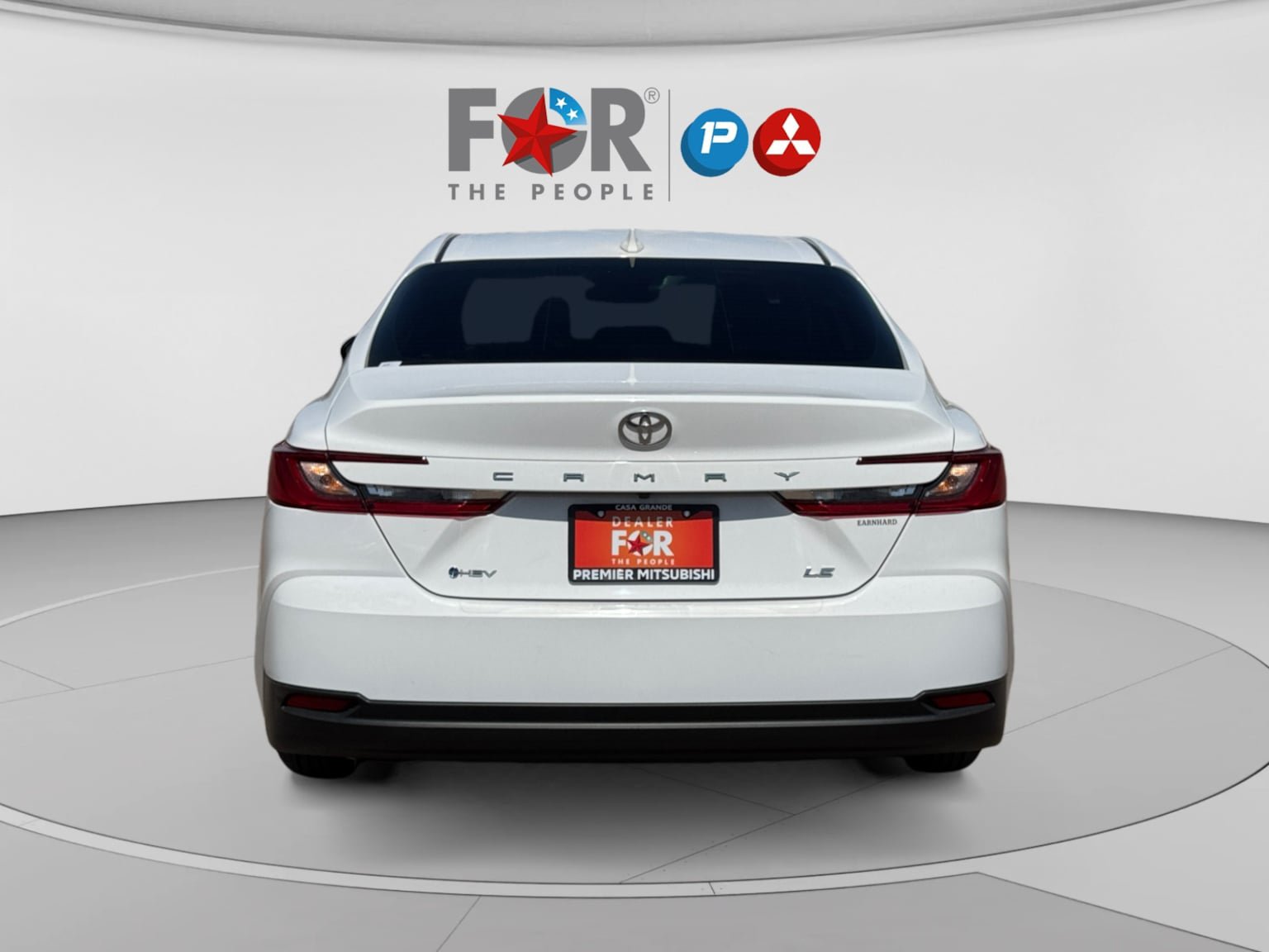 Used 2025 Toyota Camry LE FWD image 4
