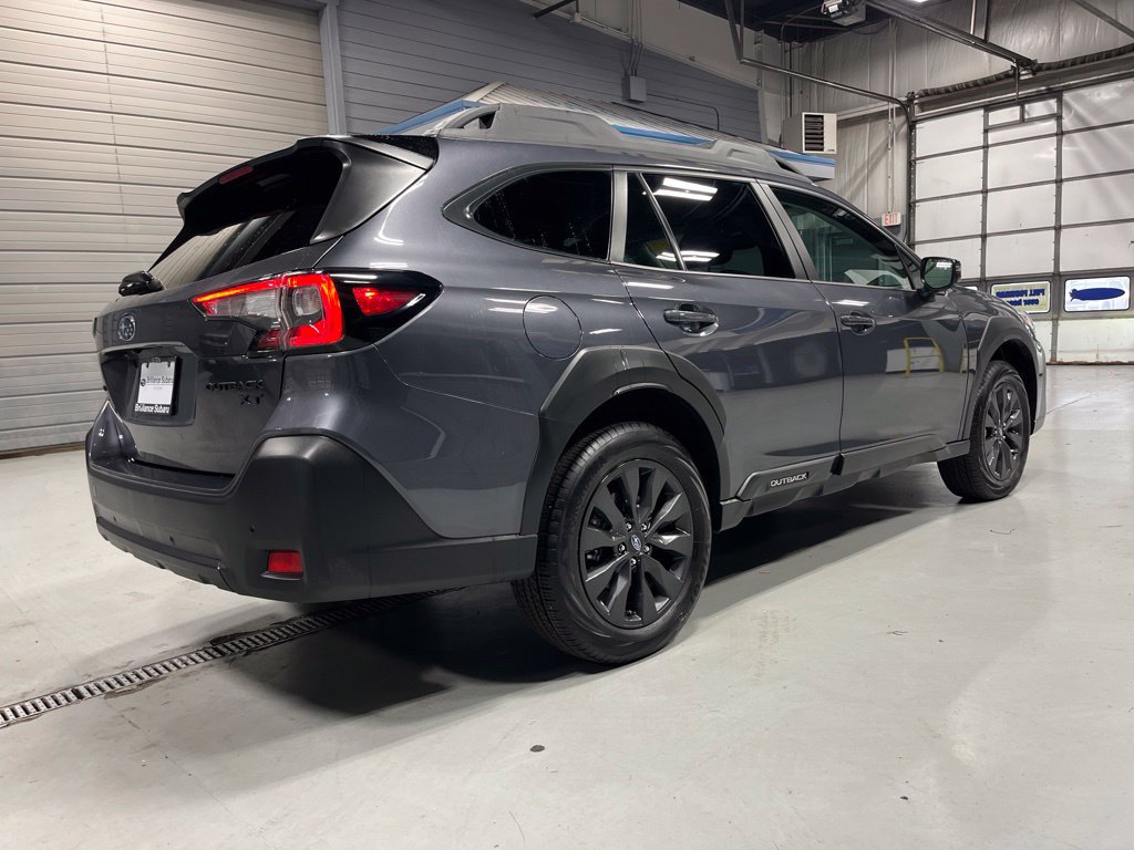 Certified 2025 Subaru Outback Onyx Edition XT AWD/4WD image 9