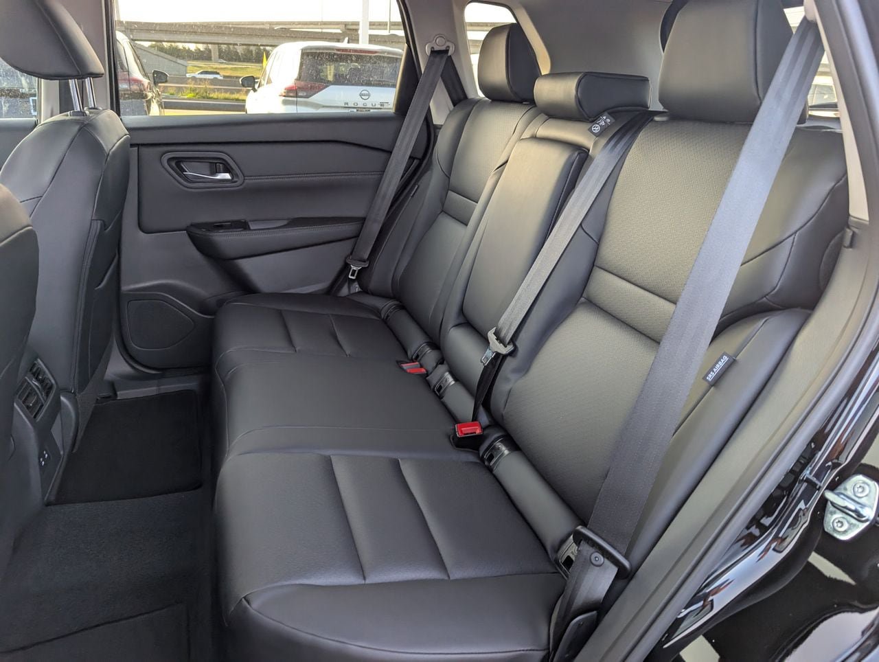 New 2026 Nissan Rogue Dark Armor AWD/4WD image 21