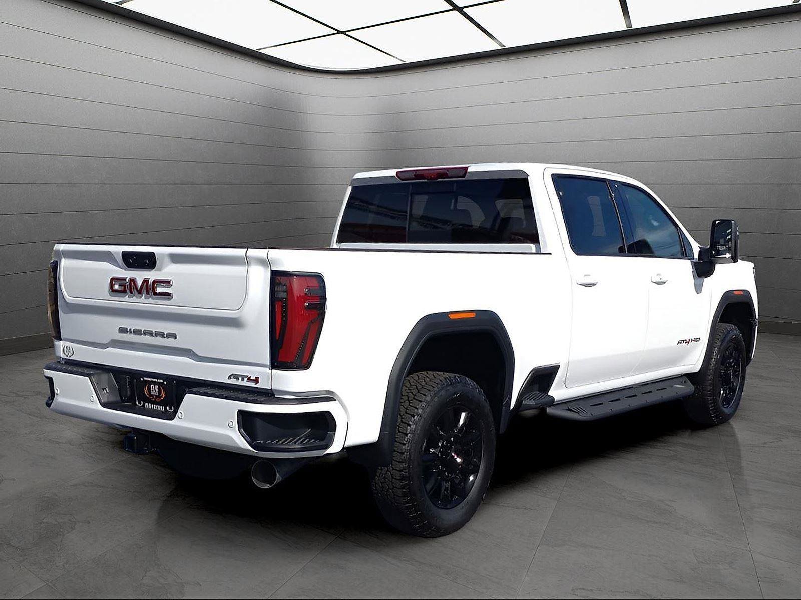 New 2026 GMC Sierra 2500 AT4 w/ Technology Package image 5