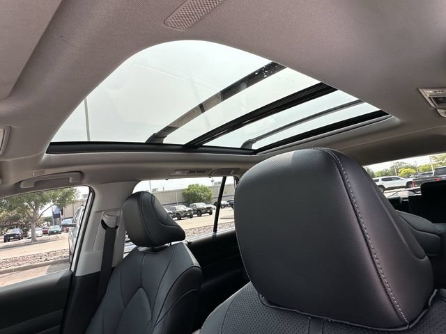 Used 2024 Toyota Grand Highlander AWD image 26