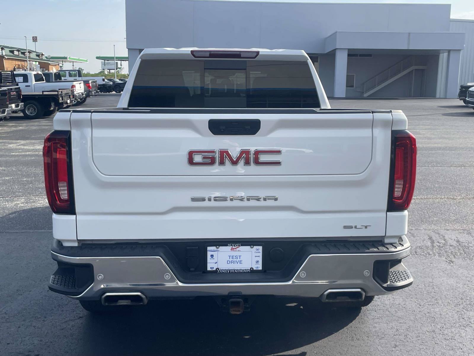 Certified 2025 GMC Sierra 1500 SLT w/ SLT Premium Plus Package AWD/4WD image 4