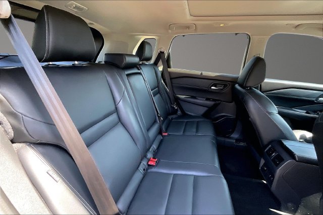 Used 2022 Nissan Rogue SL w/ SL Premium Package FWD image 25