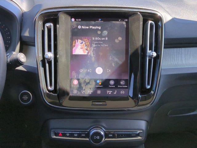 Certified 2025 Volvo XC40 B5 Core AWD/4WD image 14