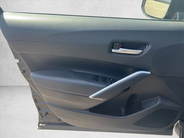 Certified 2025 Toyota Corolla Cross XLE image 11
