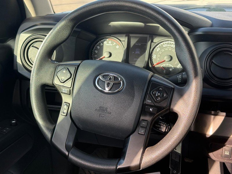 Used 2018 Toyota Tacoma SR5 image 12