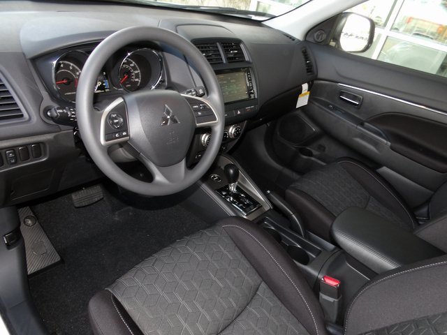 New 2025 Mitsubishi Outlander Sport ES image 11