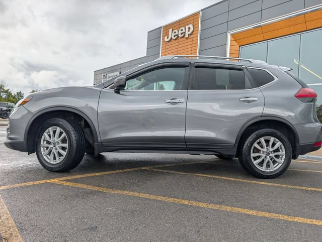 Used 2019 Nissan Rogue SV AWD/4WD image 8
